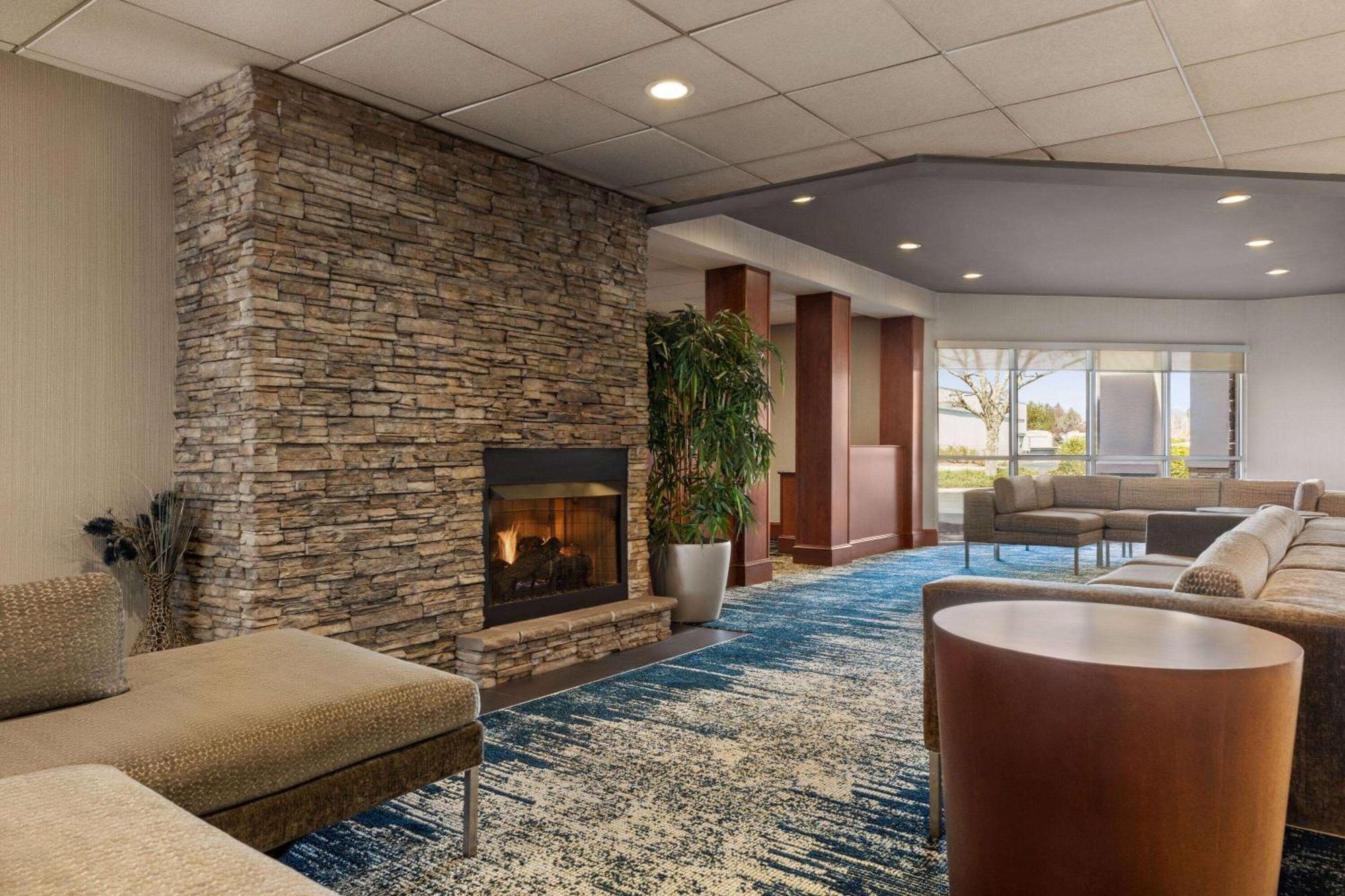 Wingate By Wyndham Fletcher At Asheville Airport Eksteriør billede