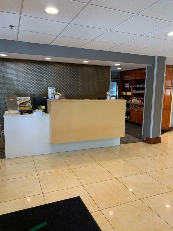 Wingate By Wyndham Fletcher At Asheville Airport Eksteriør billede